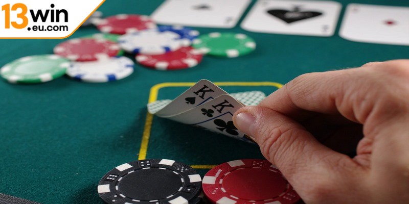 Cao thủ poker nói gì về 13Win - Trải nghiệm bàn chơi